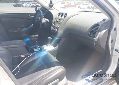 2010 Nissan Altima 2.5 S z USA, uszkodzony, nr VIN 1N4AL2AP0AC189161